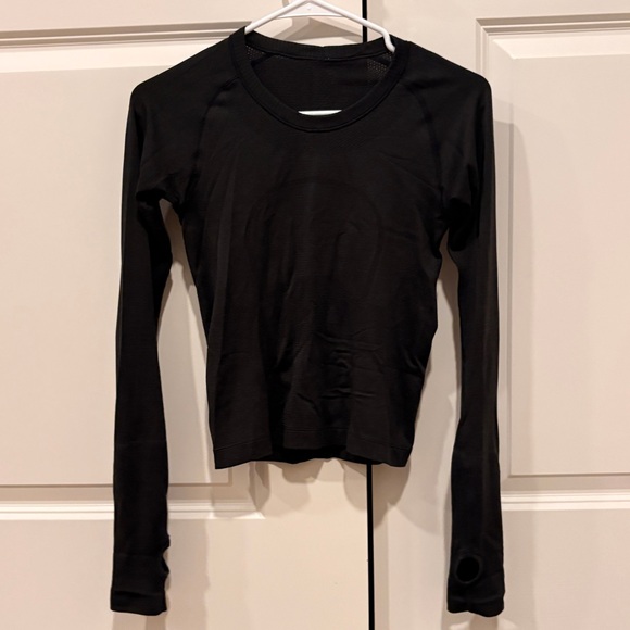 Lululemon Swiftly Tech Black Long Sleeve - Picture 1 of 3